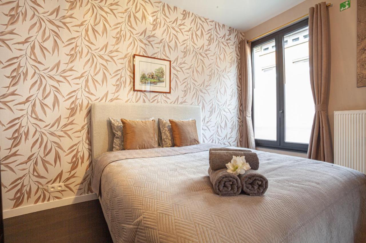 Luxury Suites Royal Antwerpen Bagian luar foto