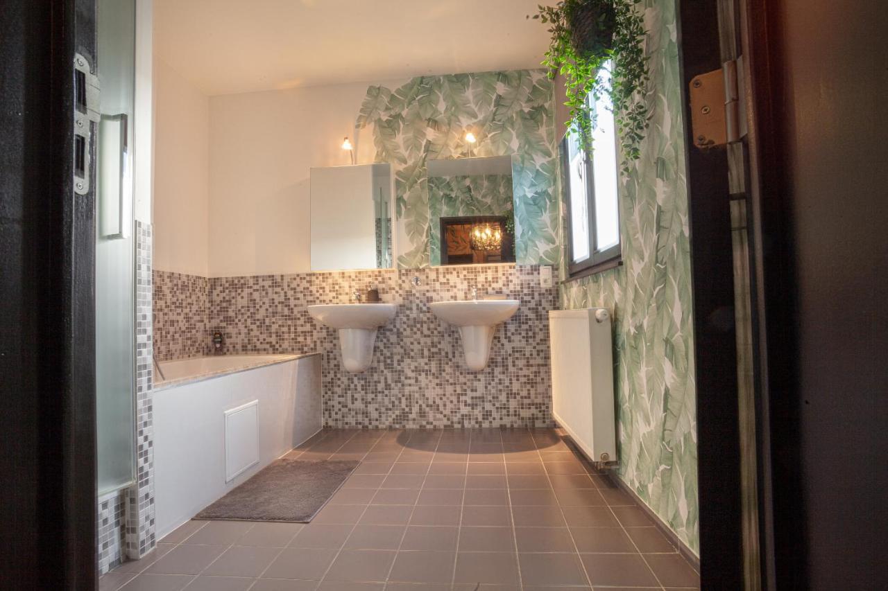 Luxury Suites Royal Antwerpen Bagian luar foto