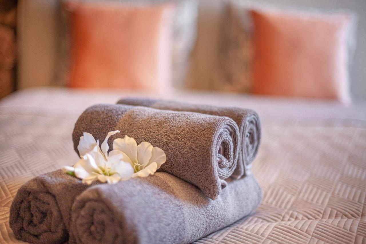 Luxury Suites Royal Antwerpen Bagian luar foto